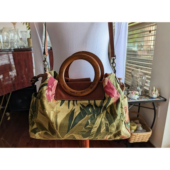 Fossil flower canvas/leather with wooden handle handbag - Picture 3 of 13